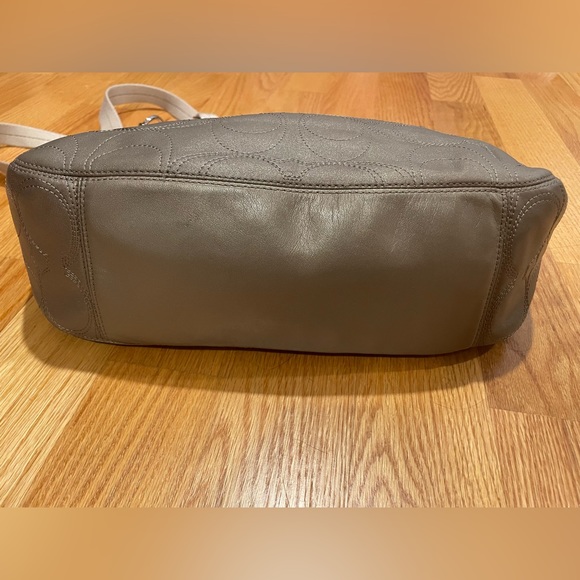 Coach Signature Stitched Purse F19415 Gray Taupe Leather Shoulder Hobo Bag Med - Picture 2 of 4